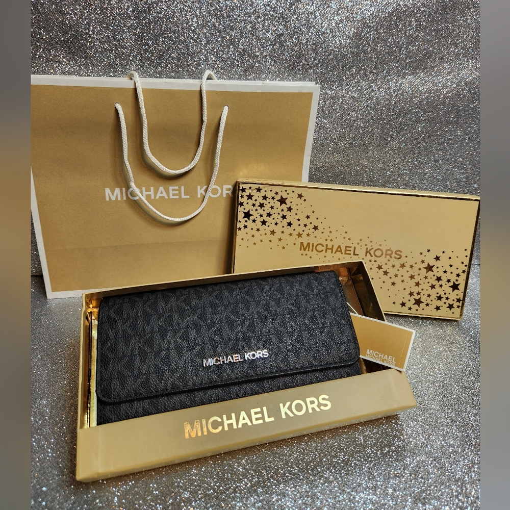 Michael Kors Black Trifold Jet Set Travel Lg Wallet NWT